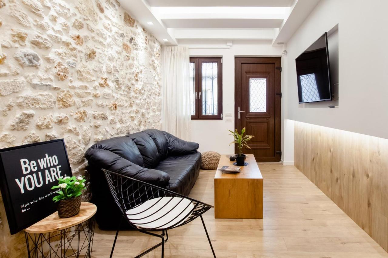 19Th Century Luxury Maisonette In The Center Candia Esterno foto